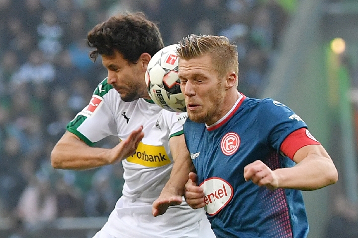 足球评论员 足球评论员